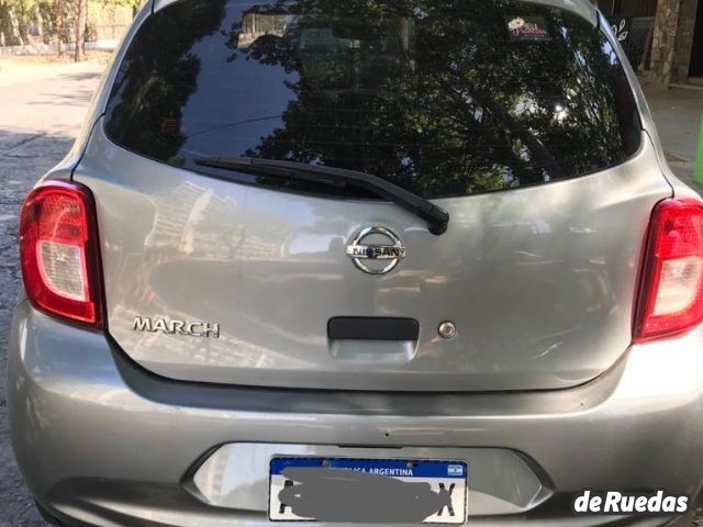 Nissan March Usado en Mendoza, deRuedas