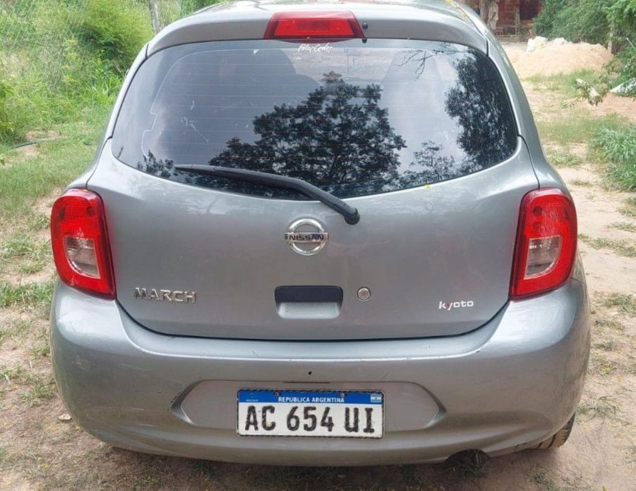 Nissan March Usado en Corrientes, deRuedas