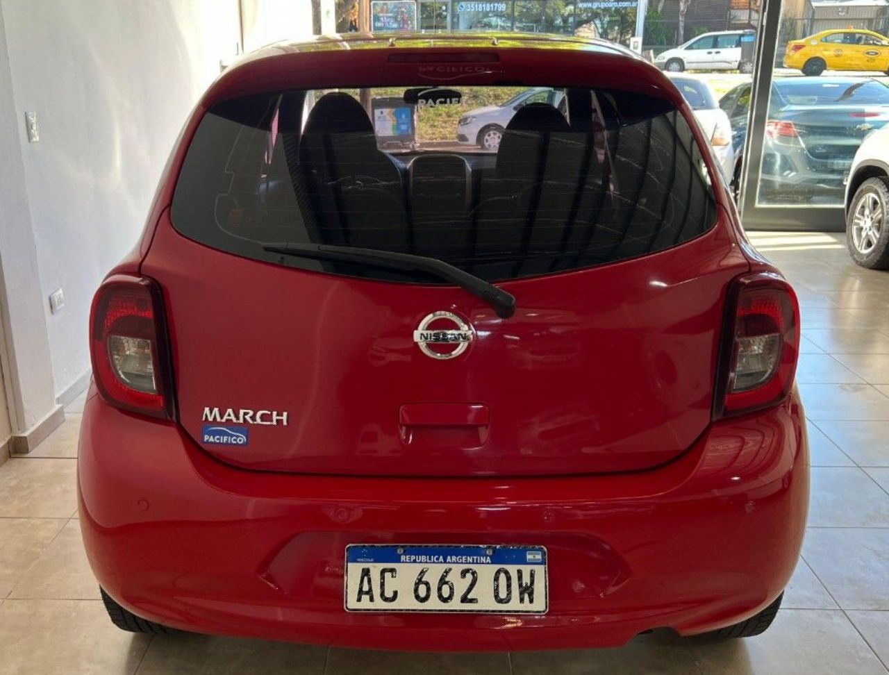 Nissan March Usado en Córdoba, deRuedas