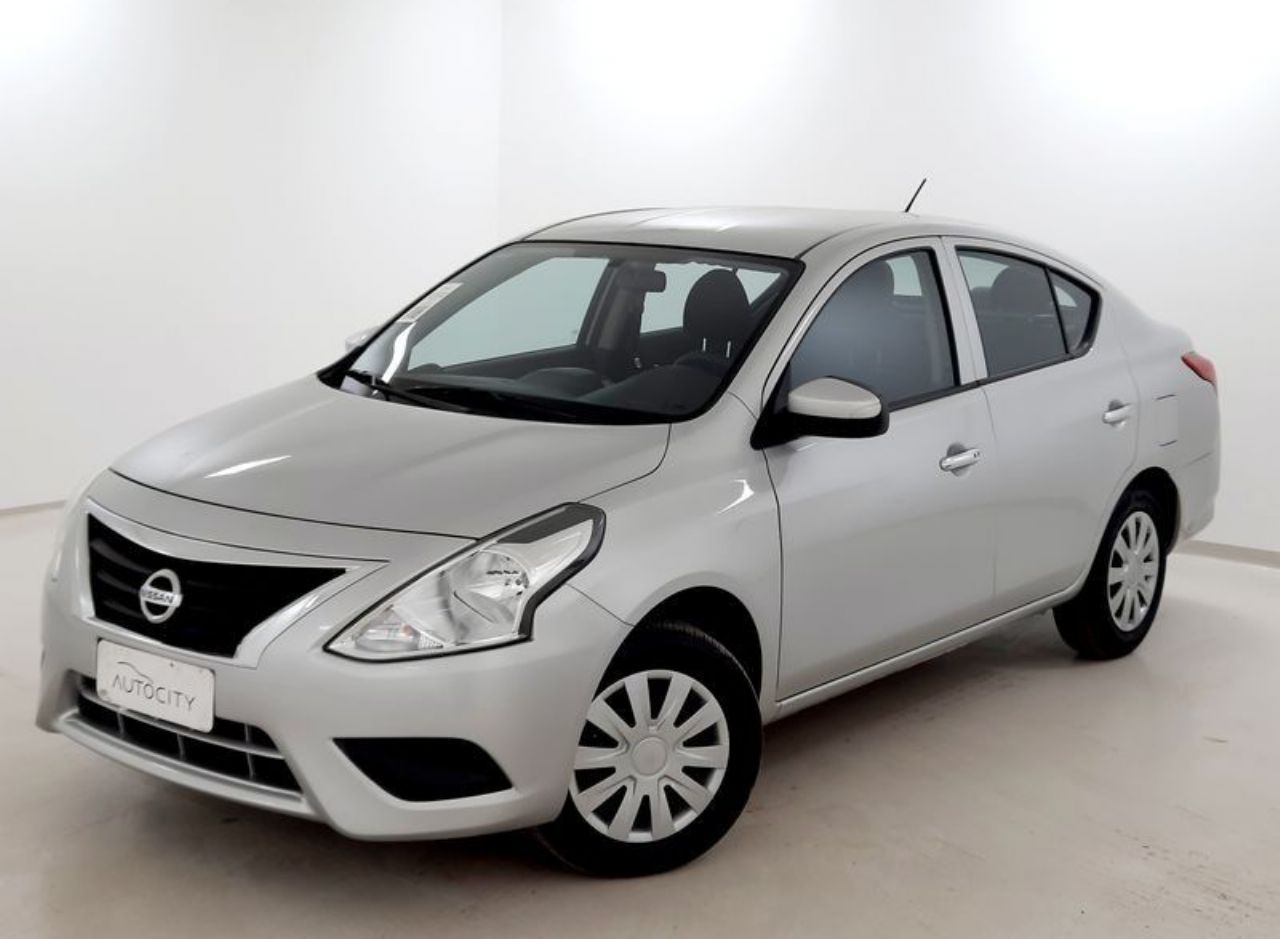 Nissan March Usado en Córdoba, deRuedas