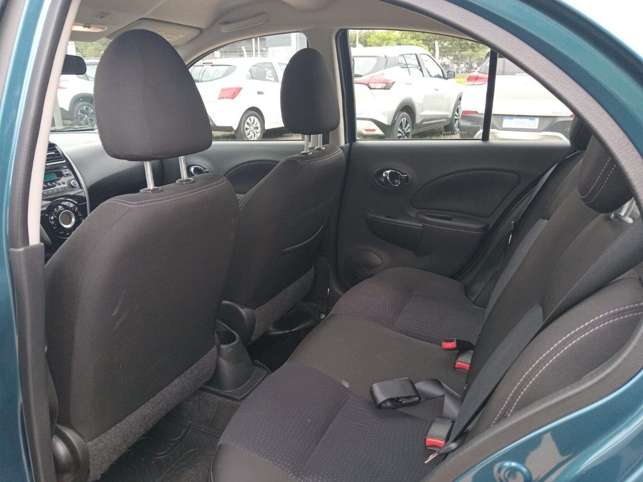 Nissan March Usado en Córdoba, deRuedas