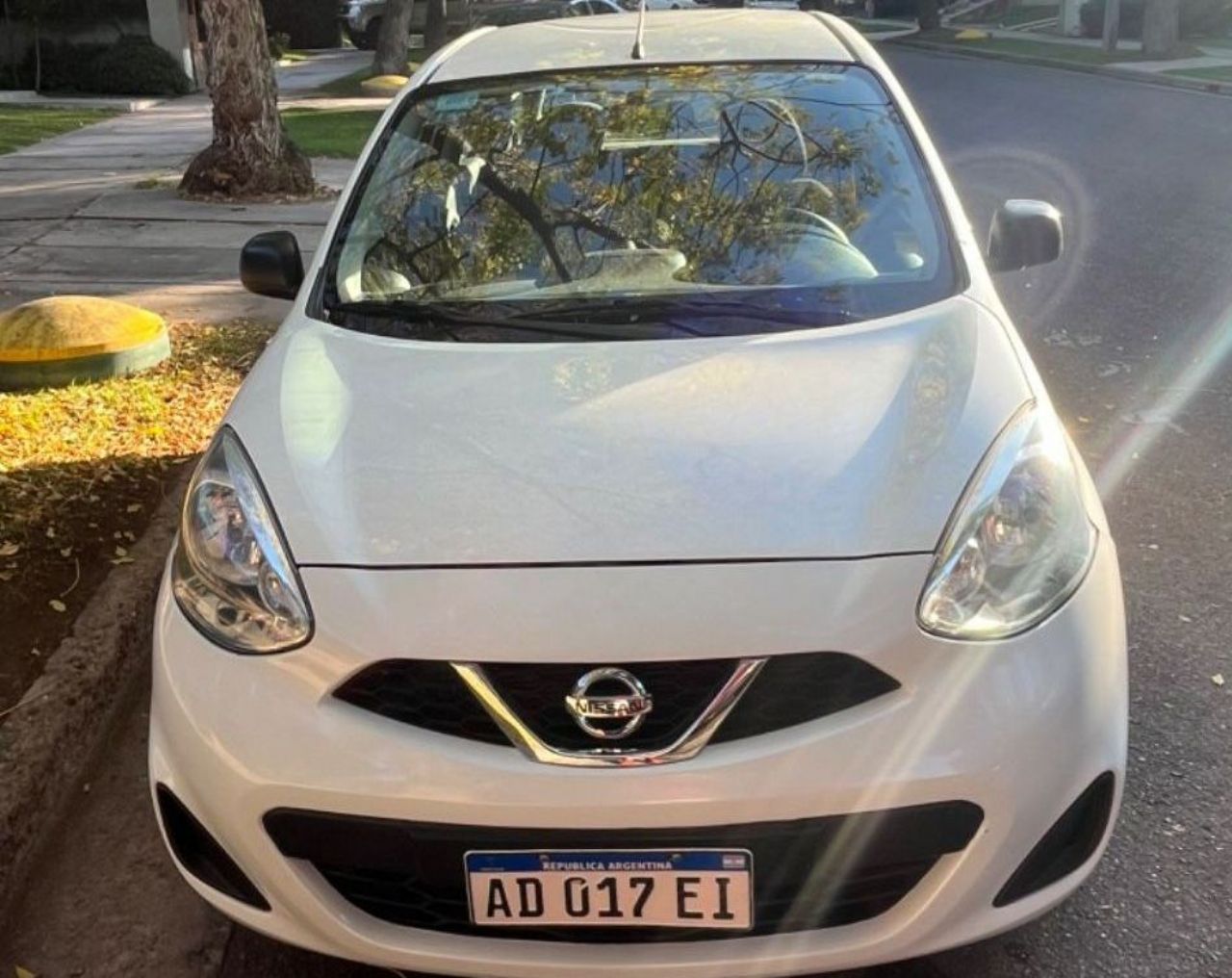 Nissan March Usado en Mendoza, deRuedas
