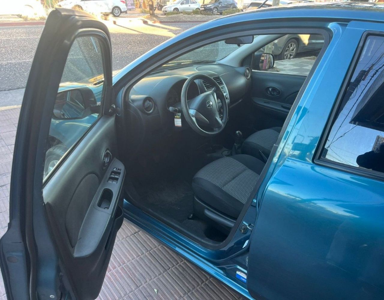 Nissan March Usado Financiado en Córdoba, deRuedas