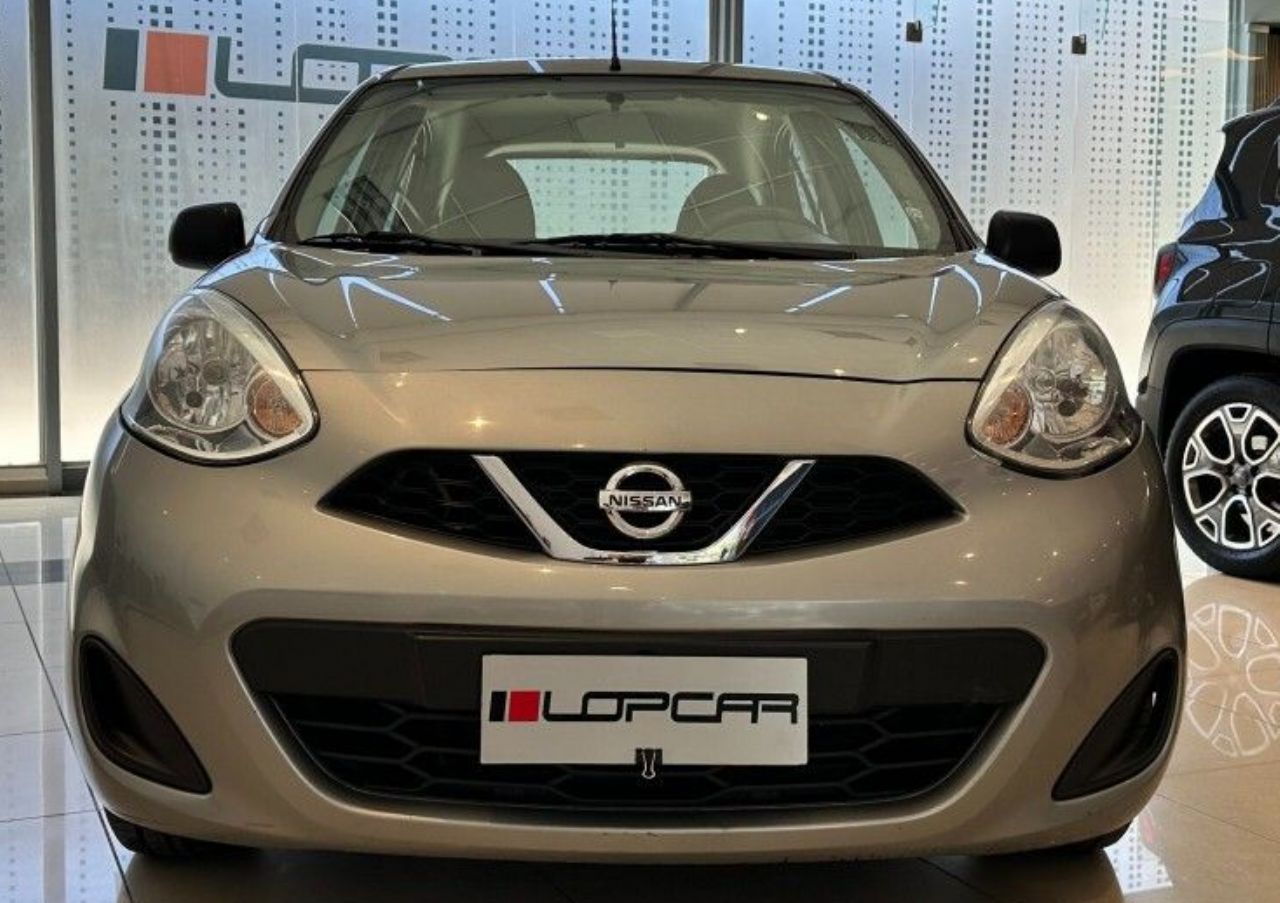 Nissan March Usado Financiado en Córdoba, deRuedas