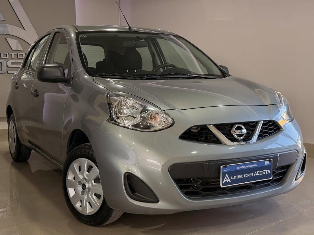 Nissan March Usado Financiado en San Juan, deRuedas