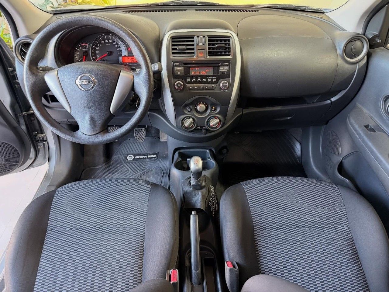 Nissan March Usado Financiado en San Juan, deRuedas