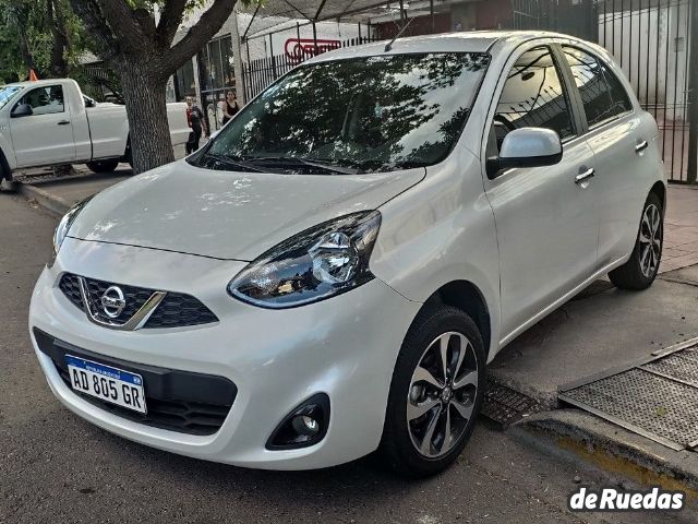 Nissan March Usado en Mendoza, deRuedas