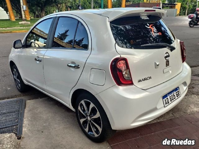 Nissan March Usado en Mendoza, deRuedas