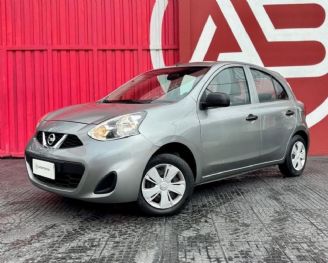 Nissan March Usado en Córdoba Financiado