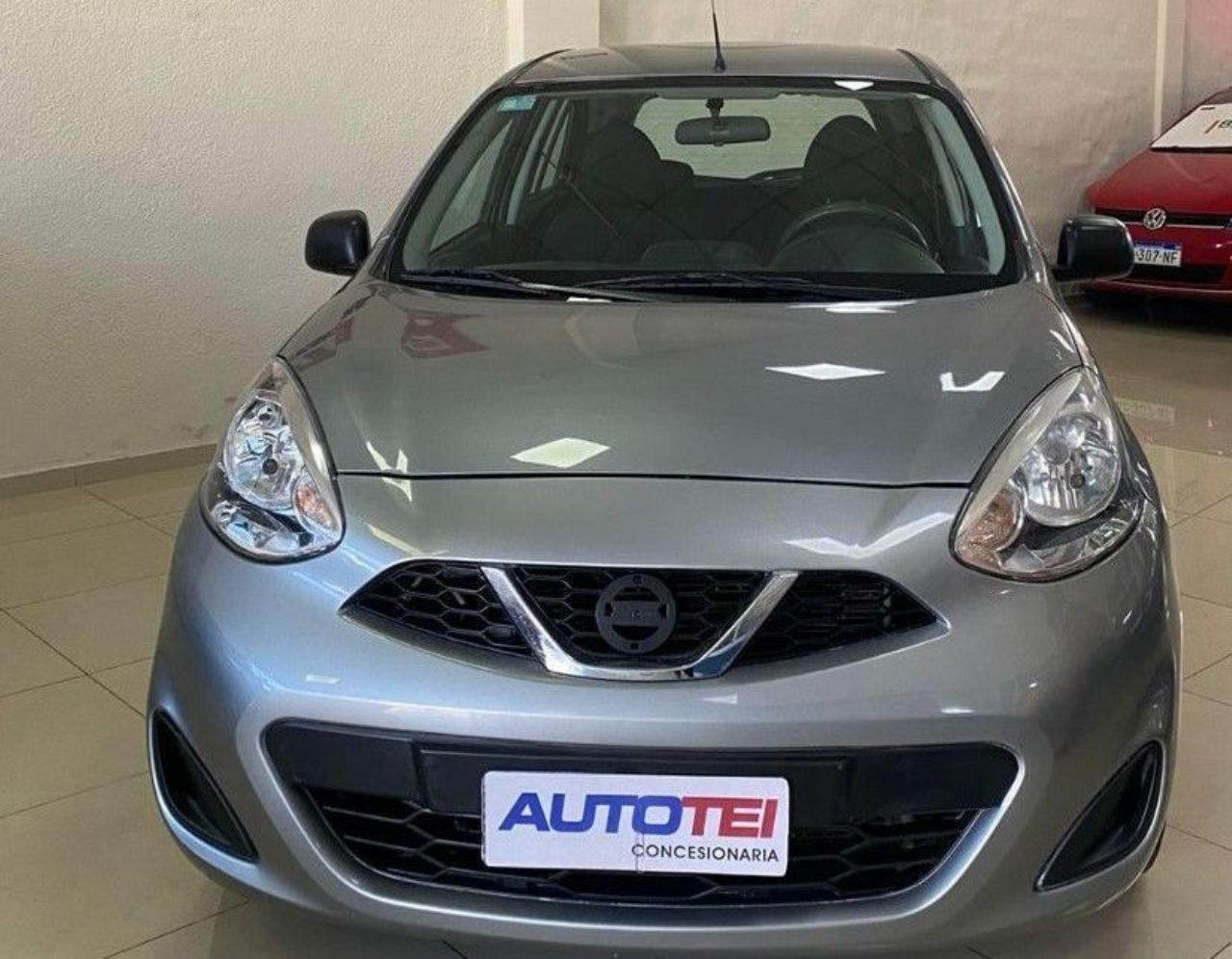 Nissan March Usado Financiado en Córdoba, deRuedas