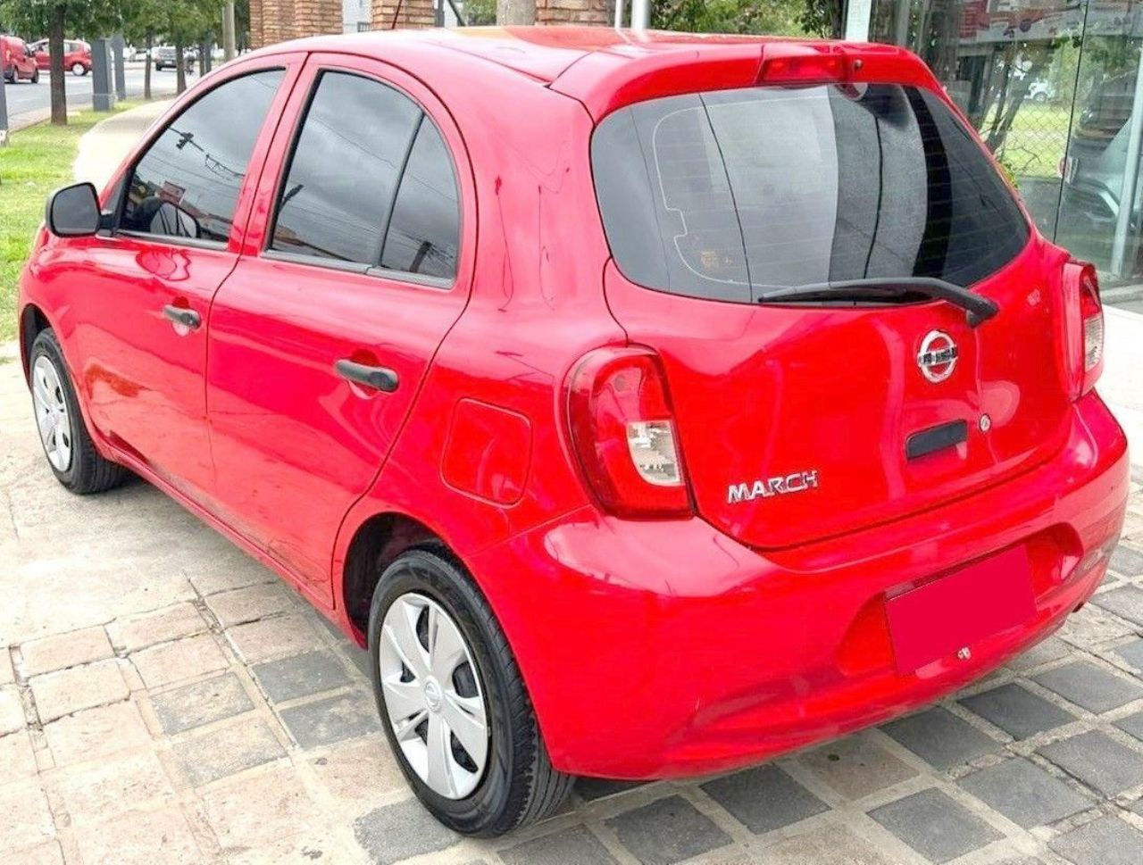 Nissan March Usado Financiado en Córdoba, deRuedas