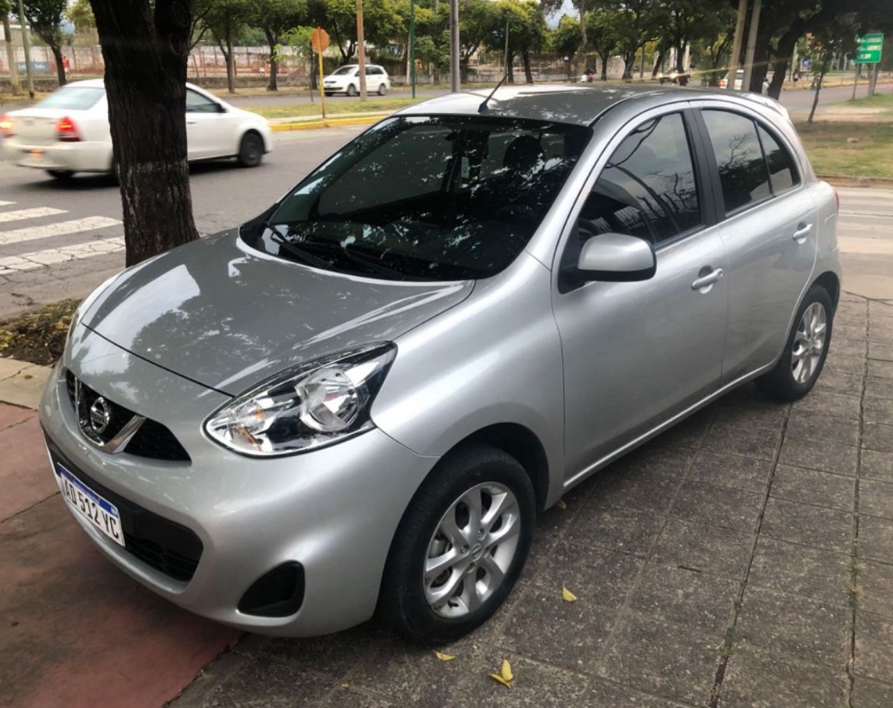 Nissan March Usado en Salta, deRuedas
