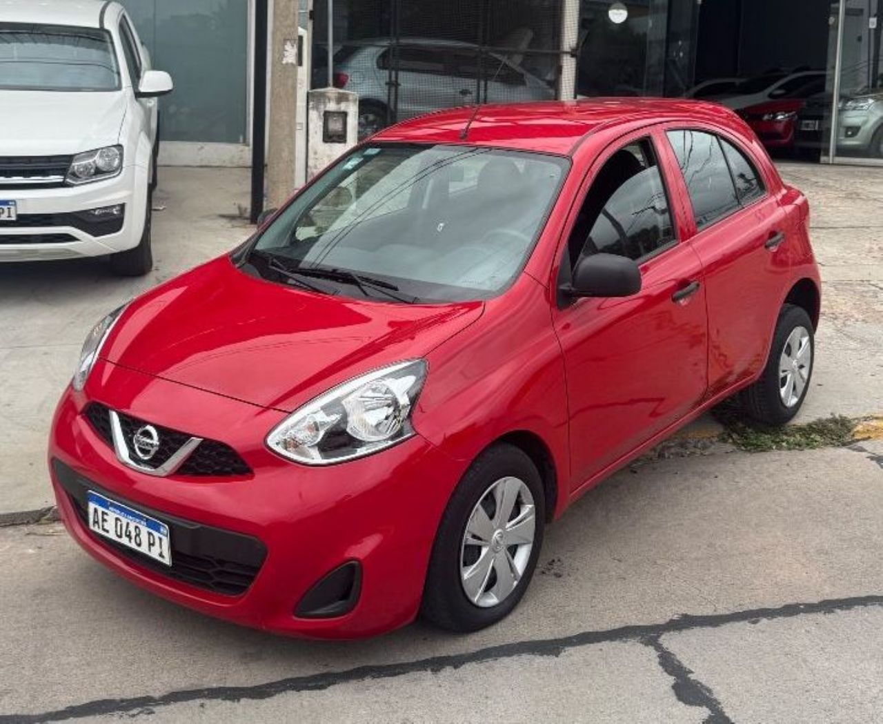 Nissan March Usado en Córdoba, deRuedas