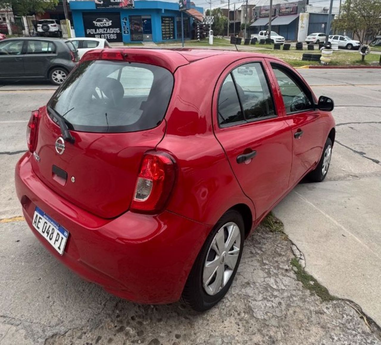 Nissan March Usado en Córdoba, deRuedas