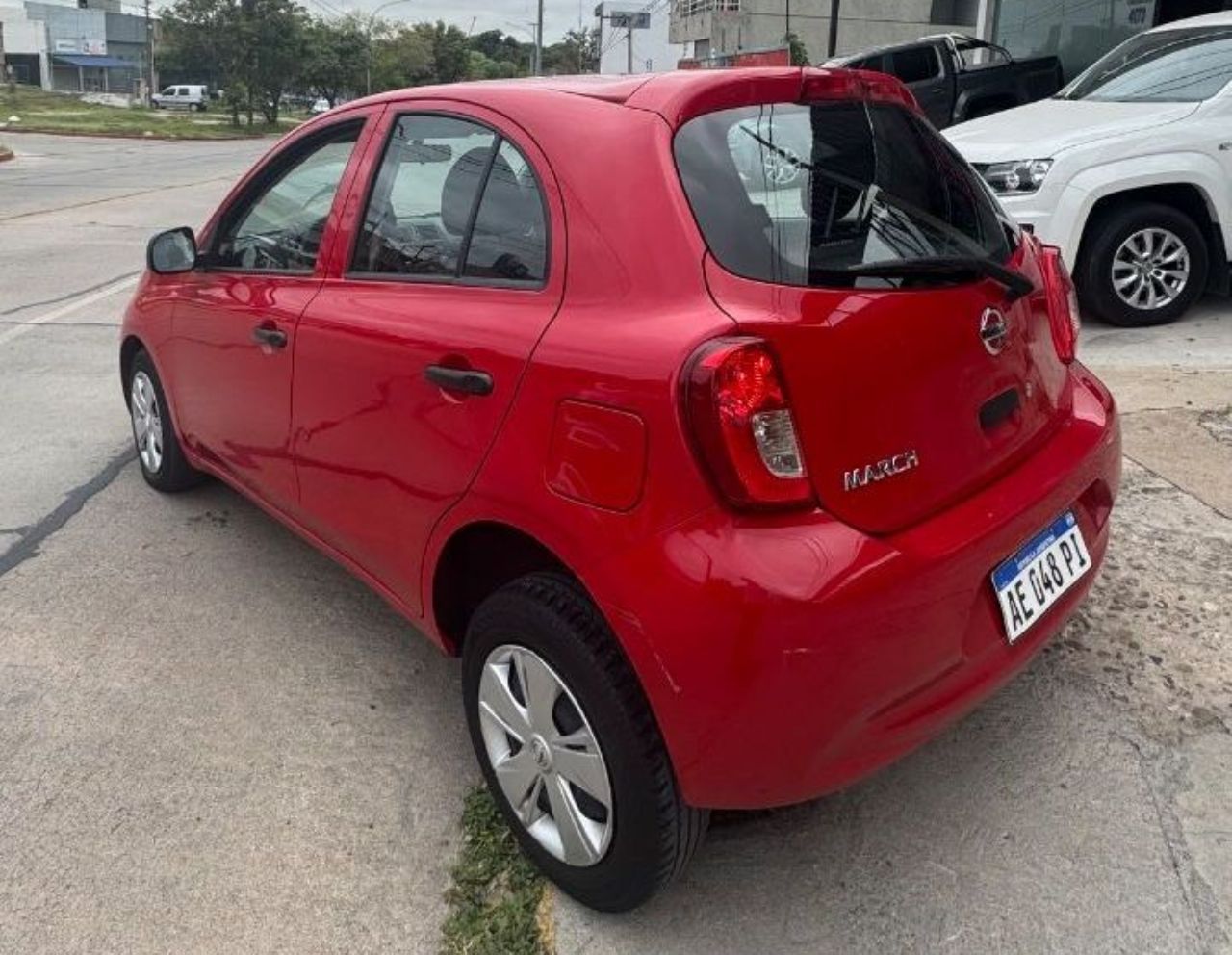 Nissan March Usado en Córdoba, deRuedas