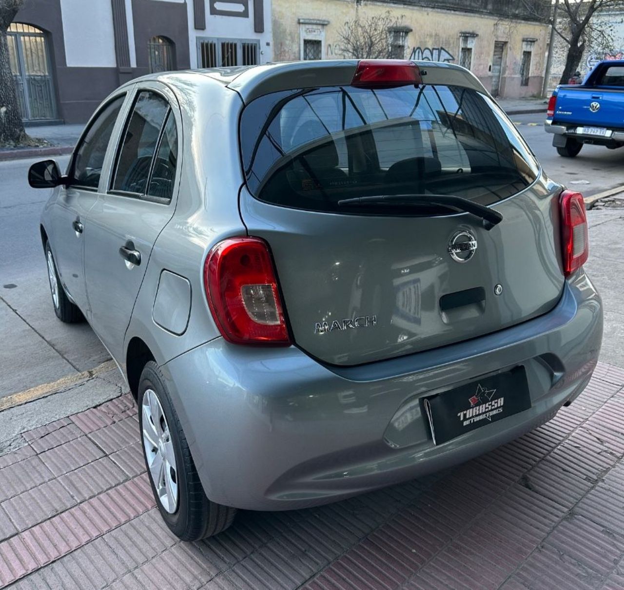 Nissan March Usado en Córdoba, deRuedas
