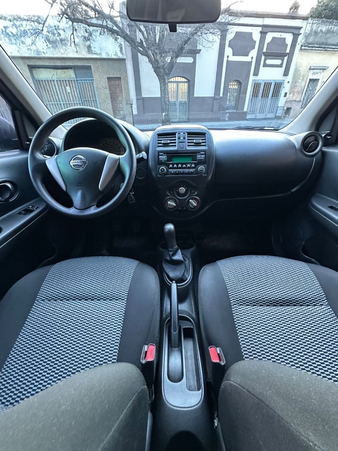 Nissan March Usado en Córdoba, deRuedas
