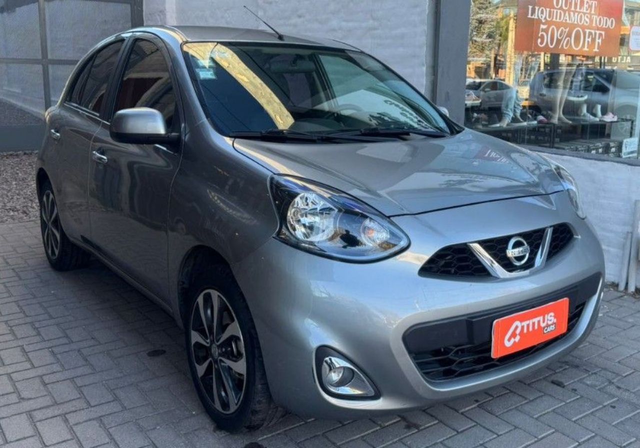 Nissan March Usado Financiado en Córdoba, deRuedas