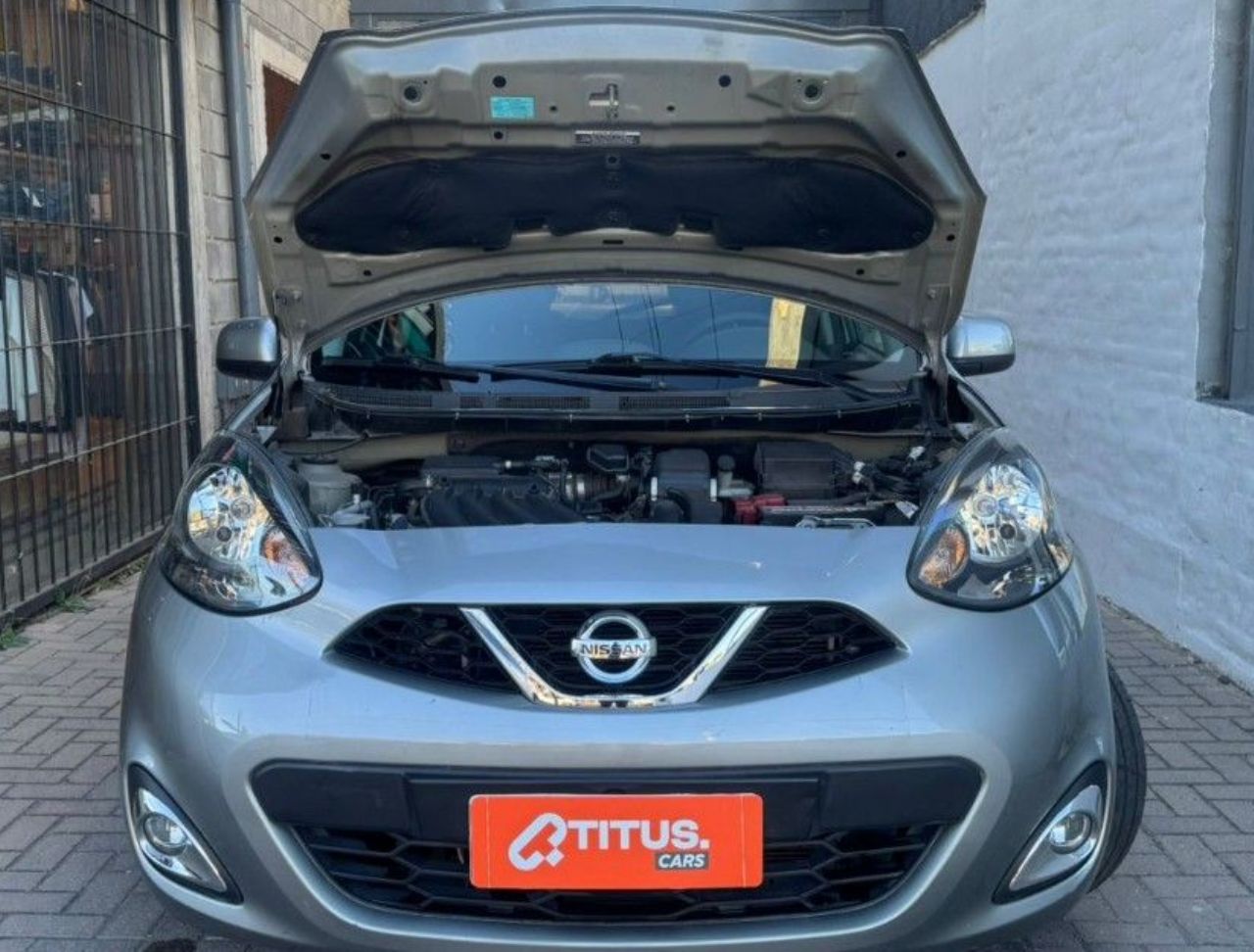 Nissan March Usado Financiado en Córdoba, deRuedas