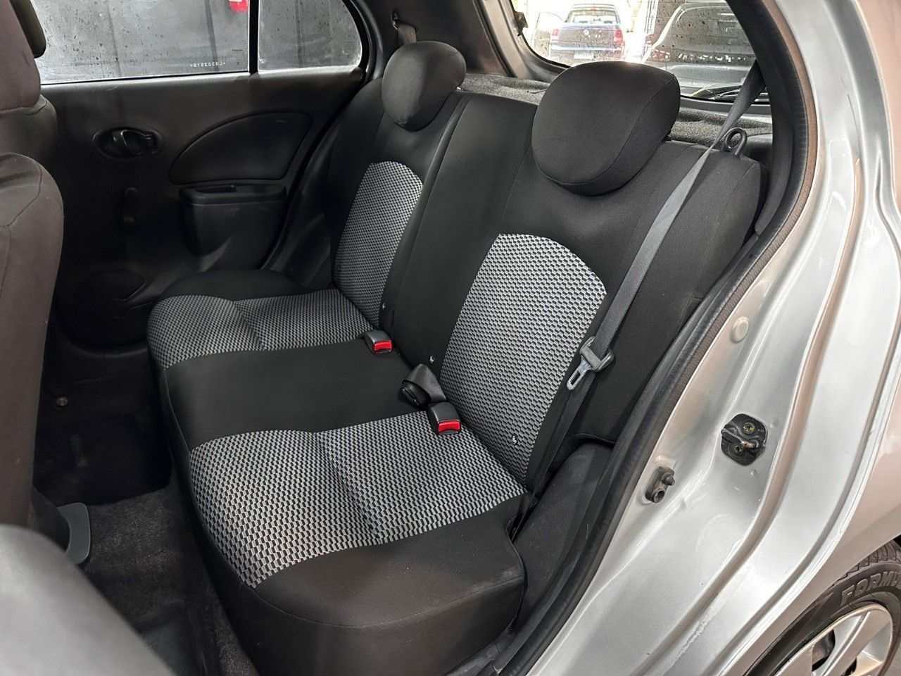 Nissan March Usado en Córdoba, deRuedas