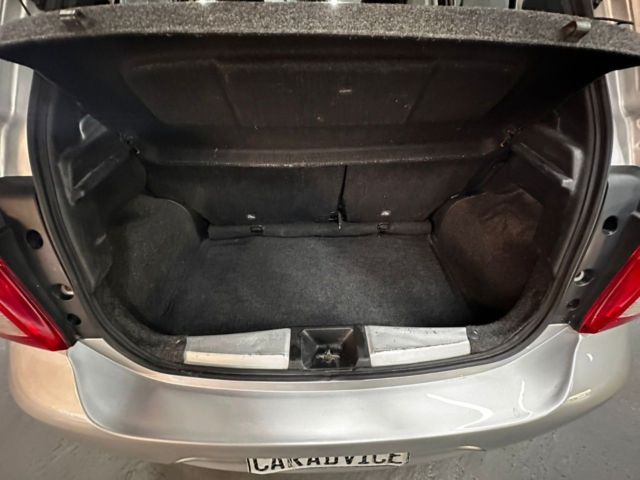 Nissan March Usado en Córdoba, deRuedas