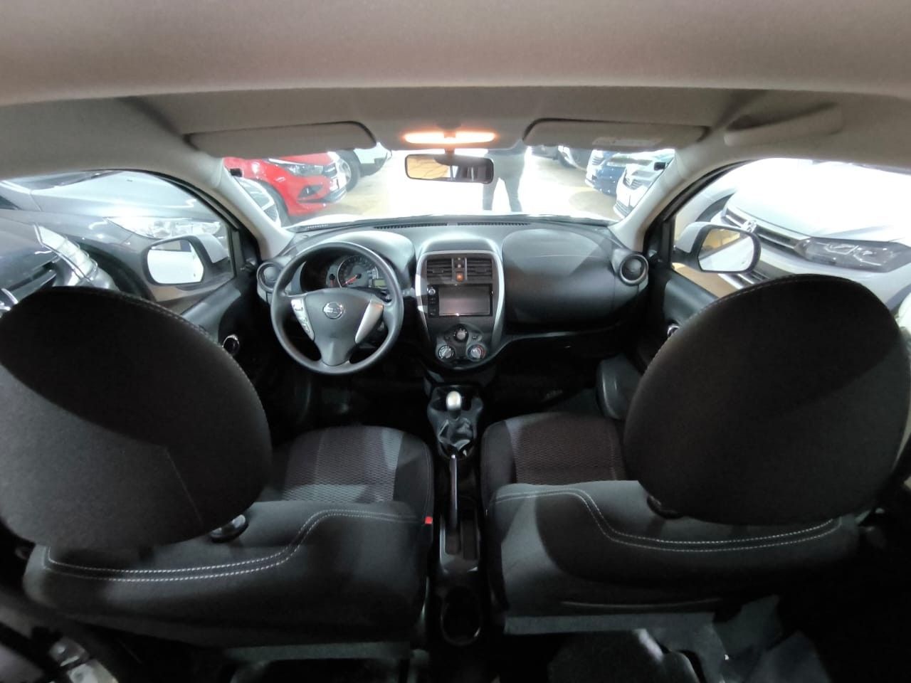 Nissan March Usado Financiado en Córdoba, deRuedas