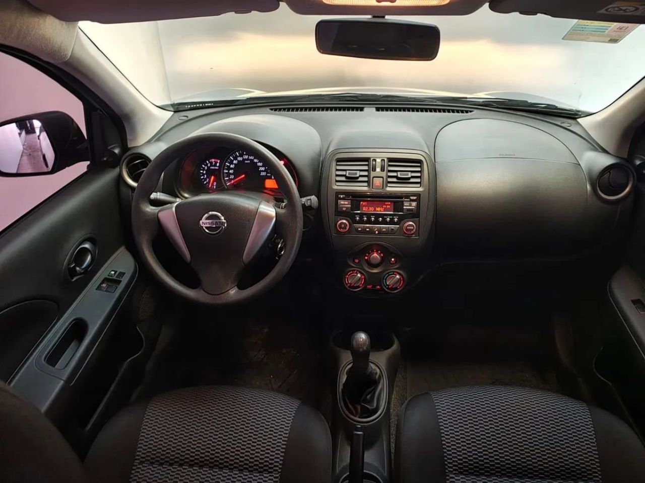 Nissan March Usado en Córdoba, deRuedas