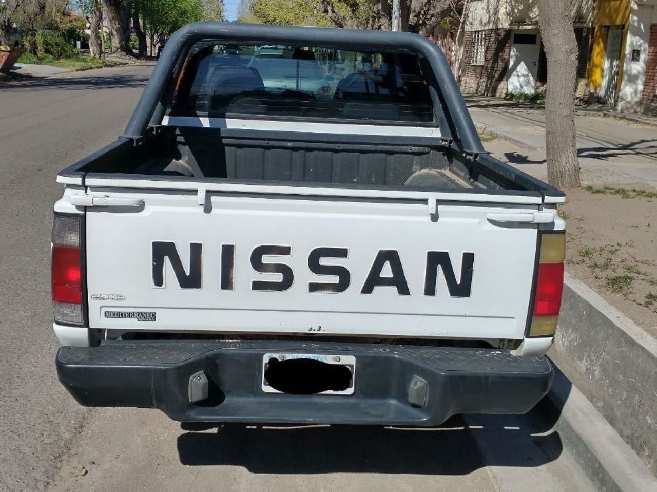 Nissan NP 300 Usada en Mendoza, deRuedas