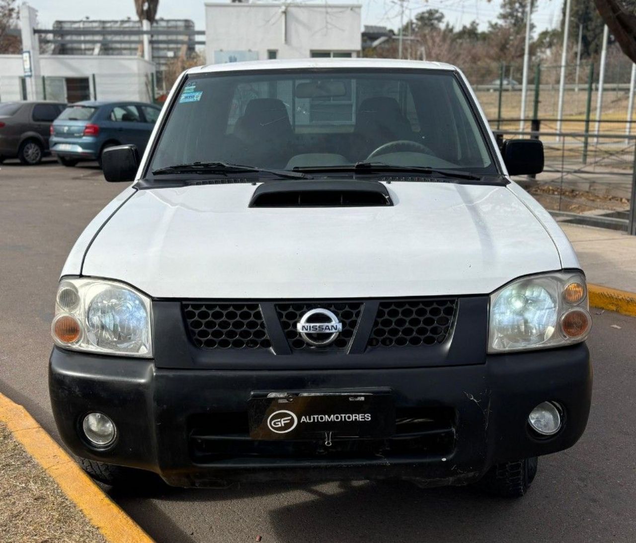 Nissan NP 300 Usada Financiado en Mendoza, deRuedas