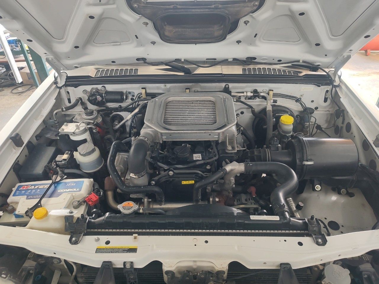 Nissan NP 300 Usada en Mendoza, deRuedas