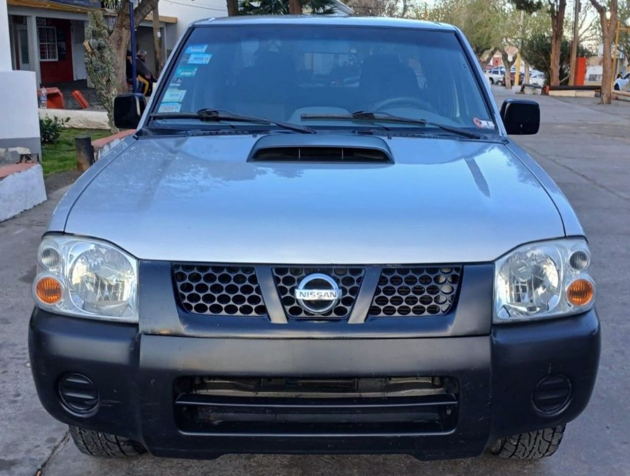 Nissan NP 300 Usada en San Juan, deRuedas