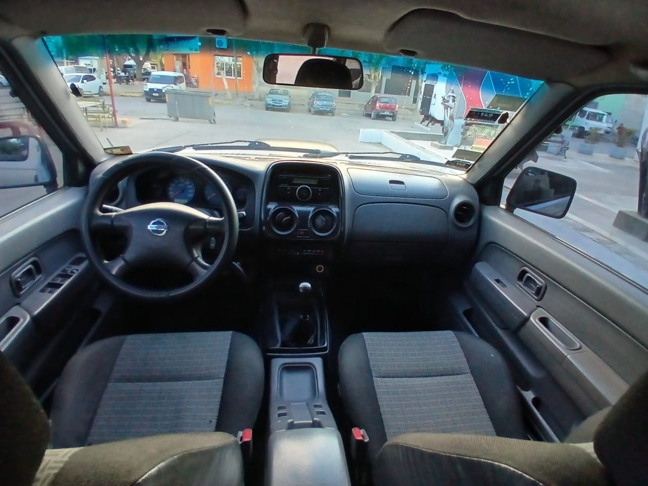 Nissan NP 300 Usada en San Juan, deRuedas