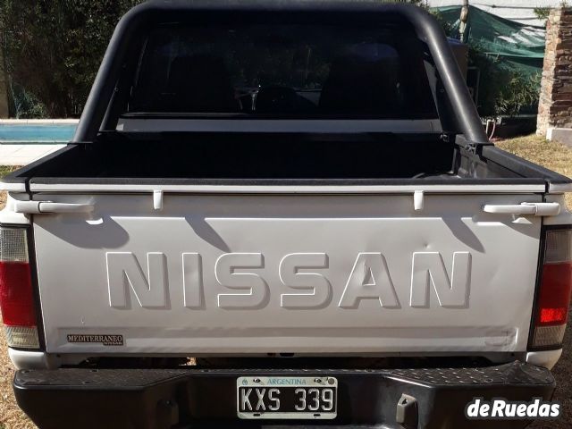 Nissan NP 300 Usada en Mendoza, deRuedas