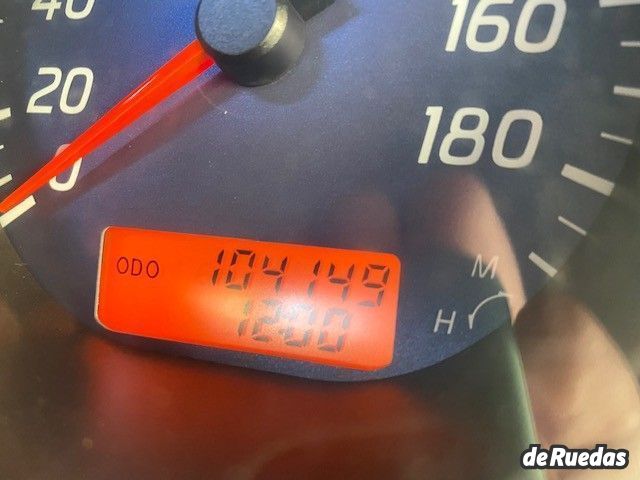 Nissan NP 300 Usada en Mendoza, deRuedas