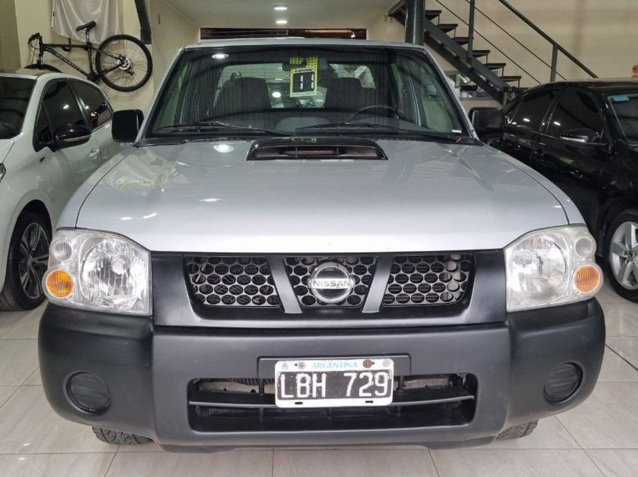 Nissan NP 300 Usada en Mendoza, deRuedas