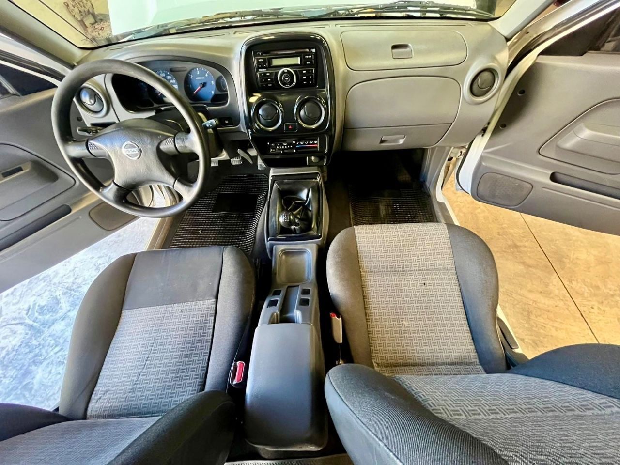 Nissan NP 300 Usada en Mendoza, deRuedas