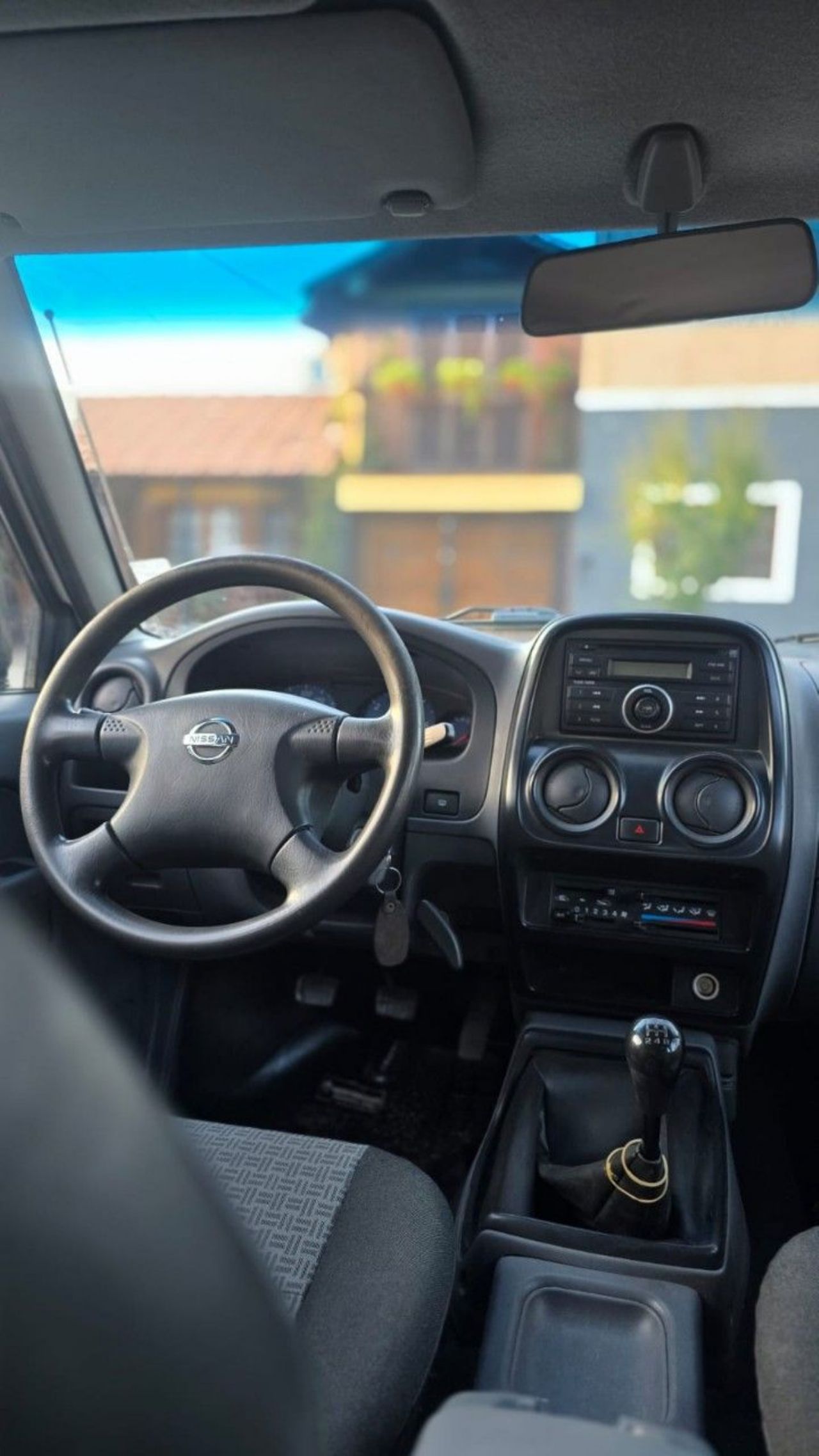 Nissan NP 300 Usada en Mendoza, deRuedas