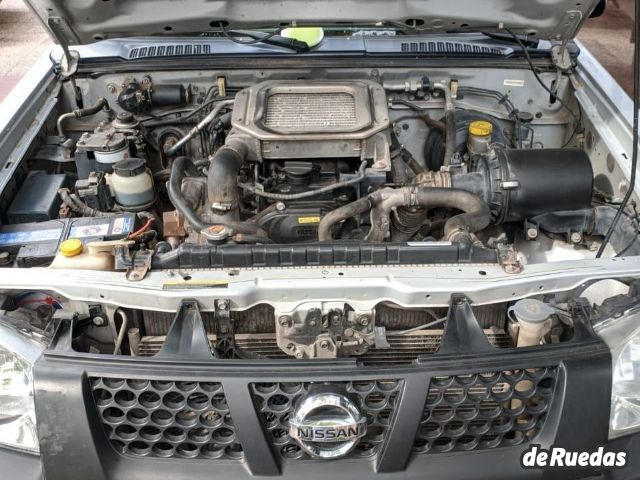 Nissan NP 300 Usada en Mendoza, deRuedas