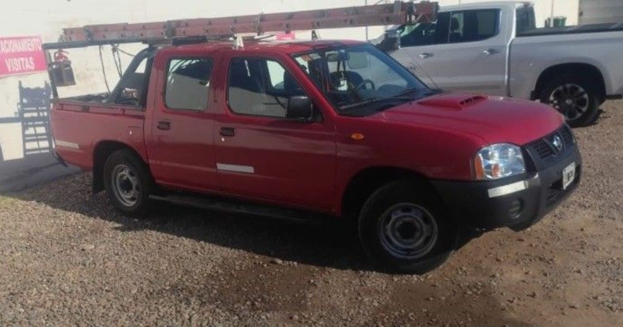 Nissan NP 300 Usada en Mendoza, deRuedas