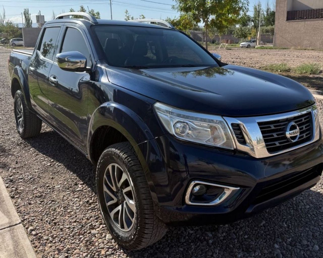 Nissan NP 300 Usada en Mendoza, deRuedas