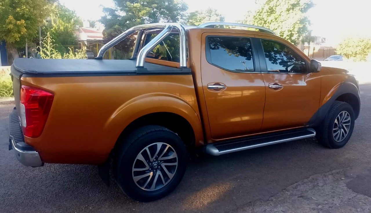Nissan NP 300 Usada en Mendoza, deRuedas