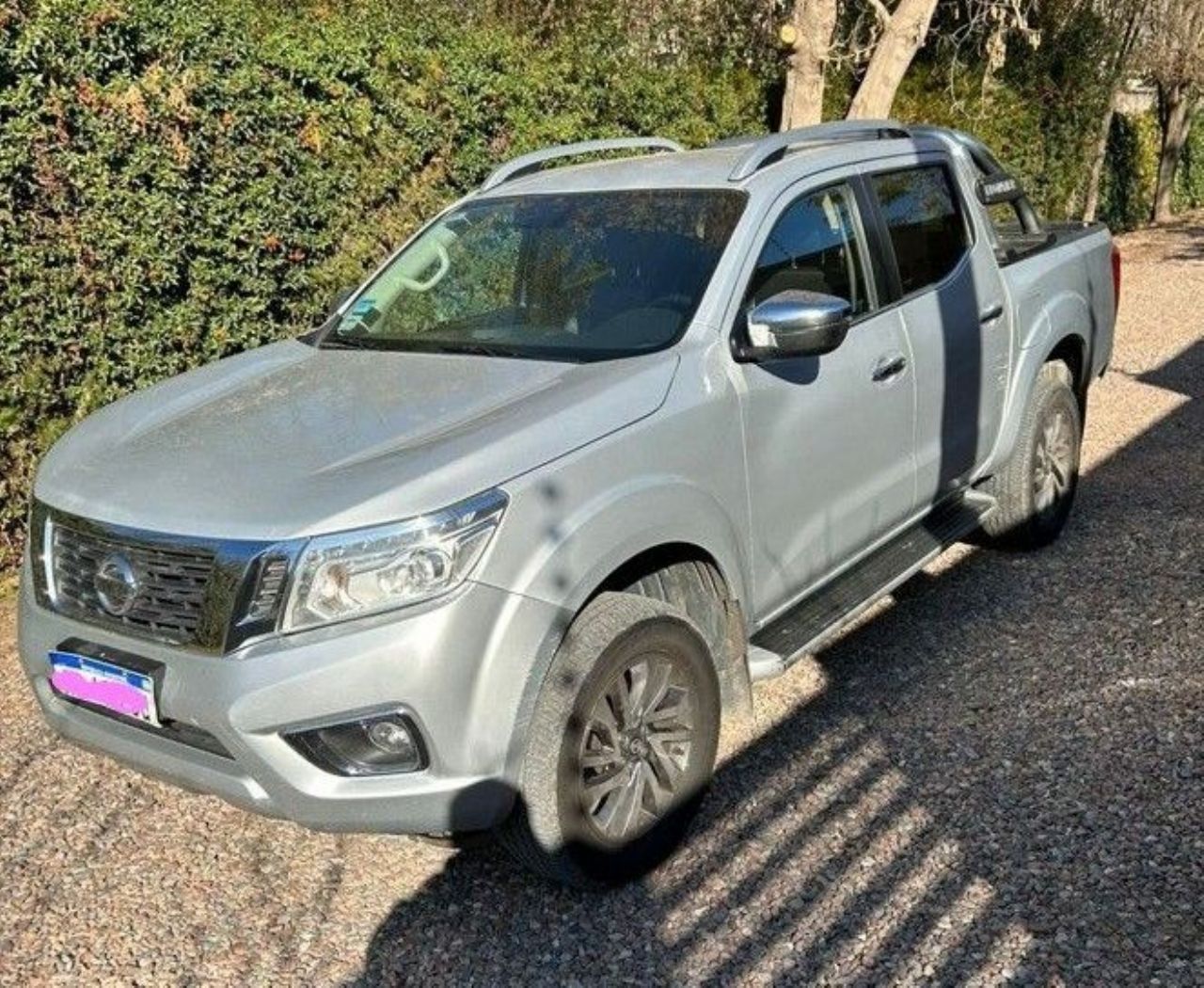 Nissan NP 300 Usada en Mendoza, deRuedas