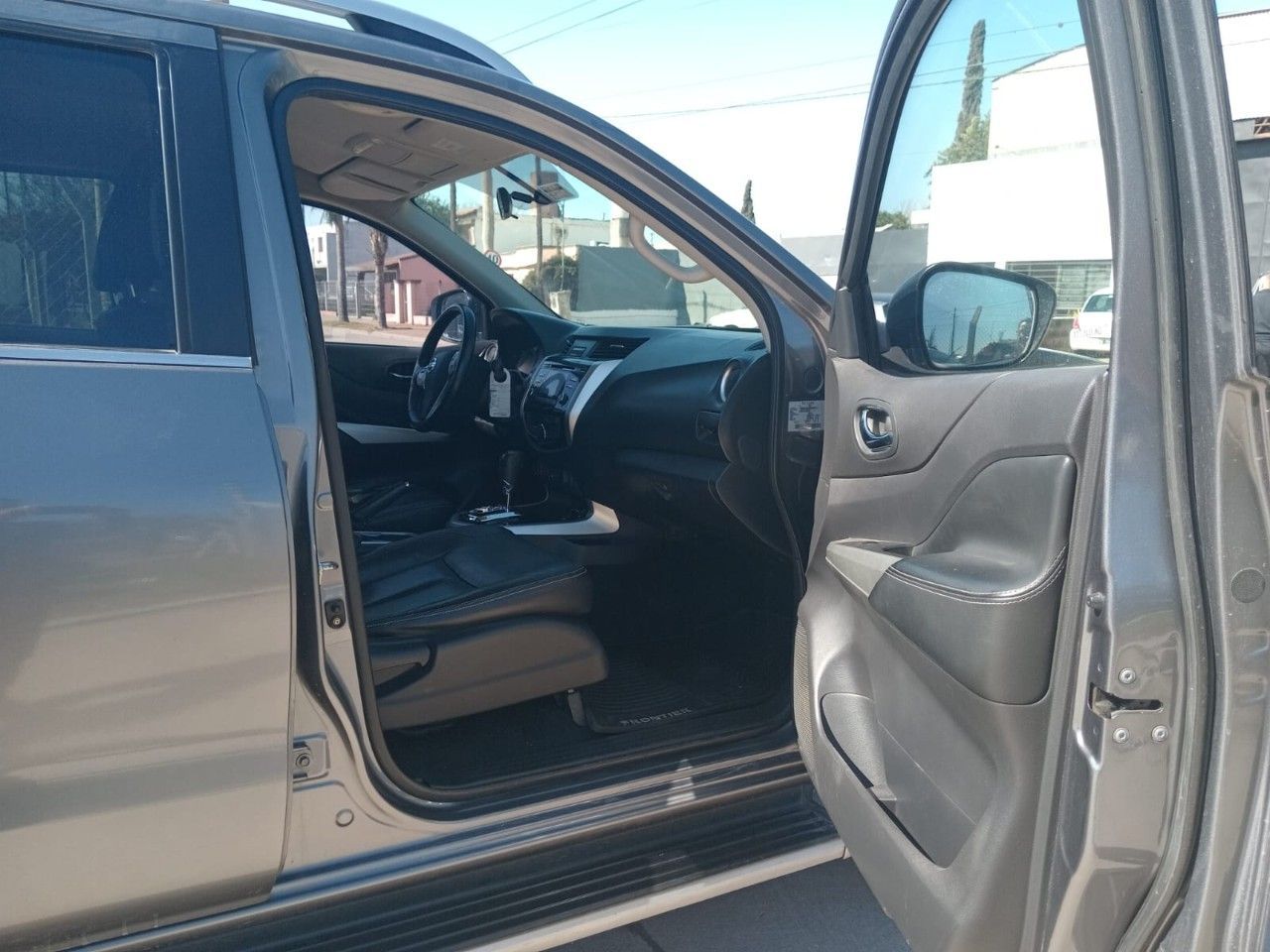 Nissan NP 300 Usada en Córdoba, deRuedas