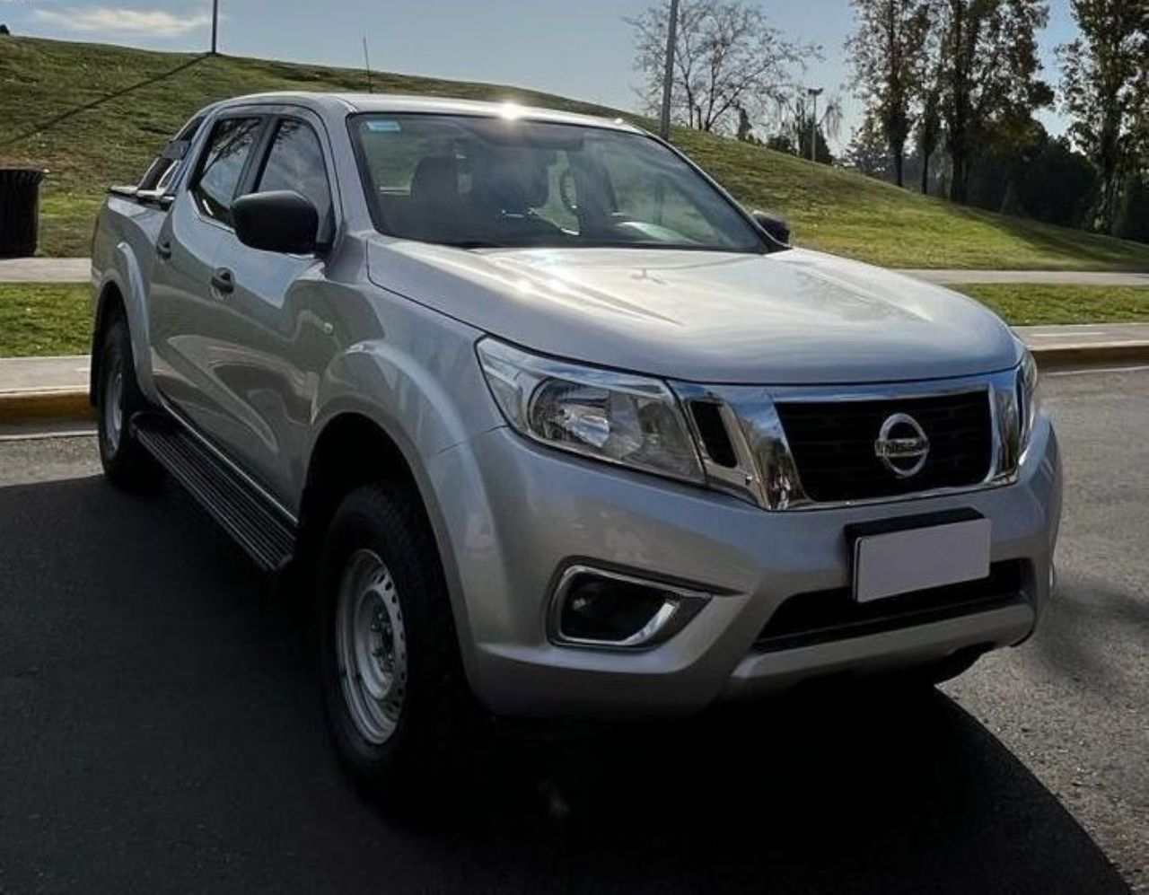 Nissan NP 300 Usada en Mendoza, deRuedas