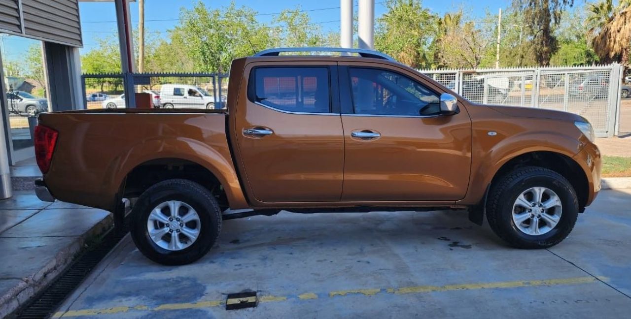 Nissan NP 300 Usada en Mendoza, deRuedas