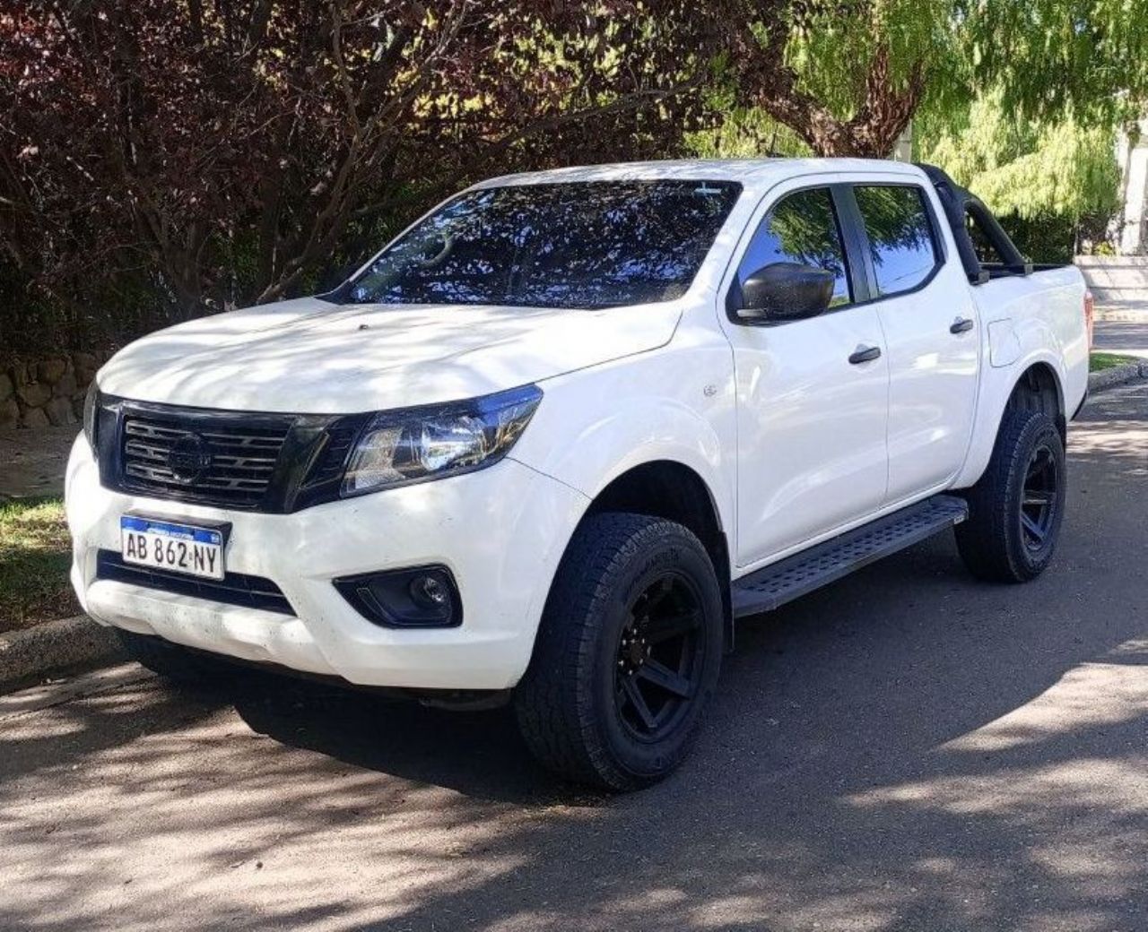 Nissan NP 300 Usada en Mendoza, deRuedas