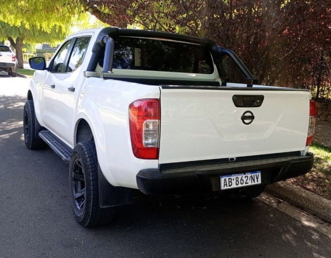 Nissan NP 300 Usada en Mendoza, deRuedas