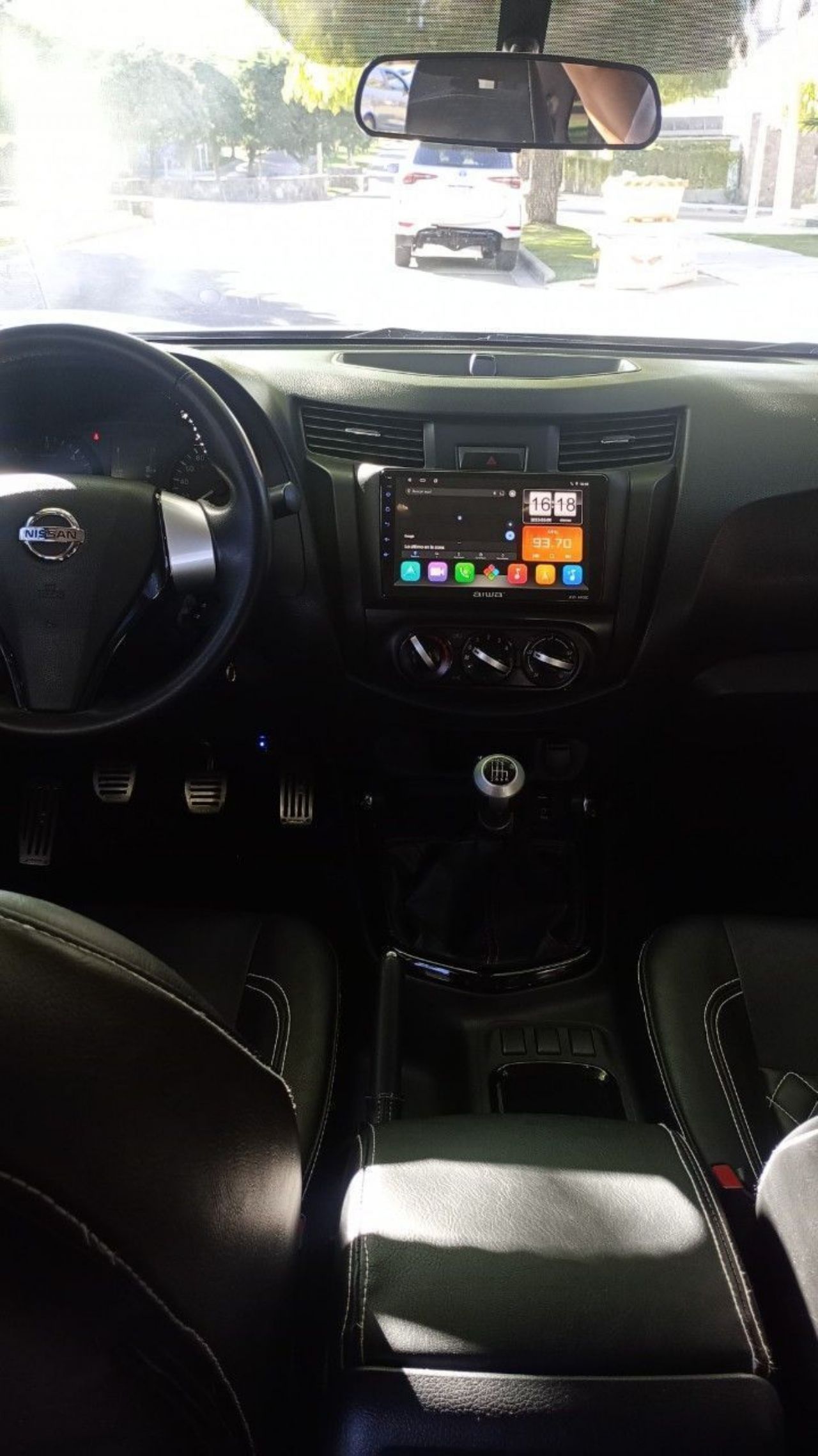 Nissan NP 300 Usada en Mendoza, deRuedas
