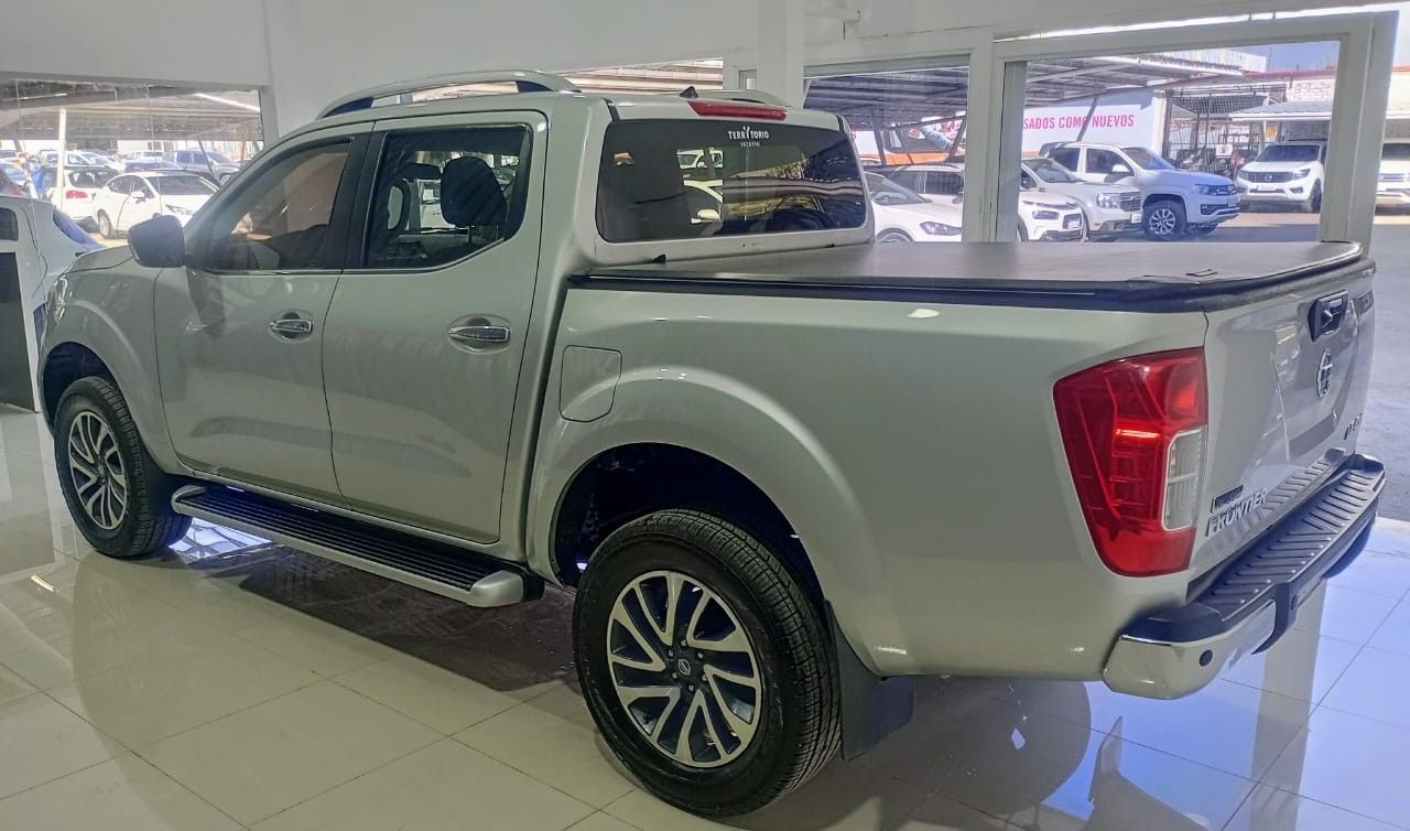 Nissan NP 300 Usada en Mendoza, deRuedas