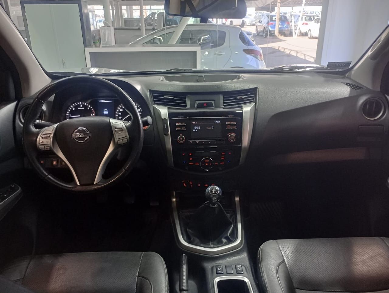 Nissan NP 300 Usada en Mendoza, deRuedas